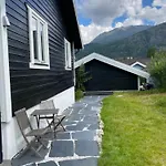 Hus I Sentrum, Naer Skianlegget - 3 Sov Og 7 Sengeplasser *