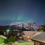 Lägenhet Hus I Sentrum, Naer Skianlegget - 3 Sov Og 7 Sengeplasser Hemsedal