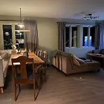 Apartmán Hus I Sentrum, Naer Skianlegget - 3 Sov Og 7 Sengeplasser